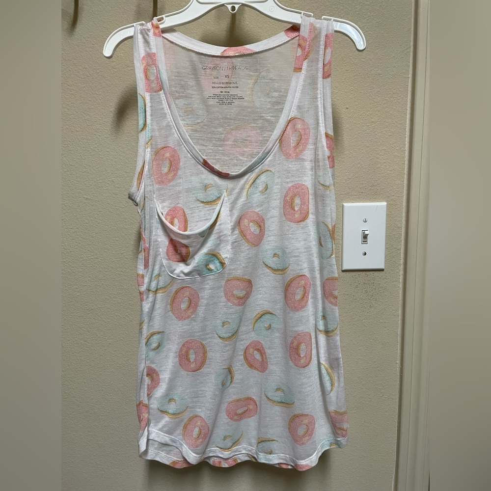 Donut printed tank top